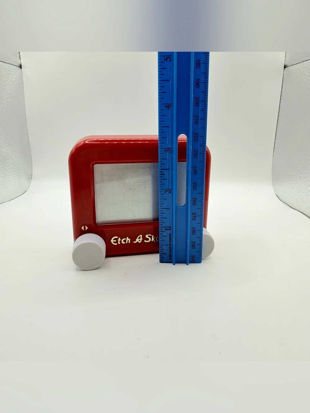 Pair of Mini Classic Red etch a Sketch toys